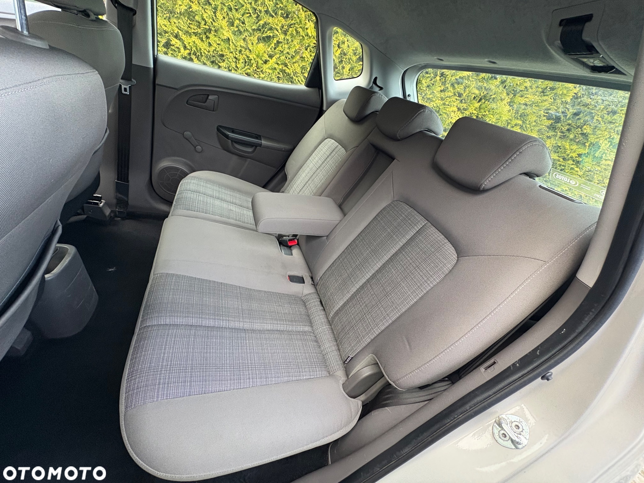 Kia Venga - 5