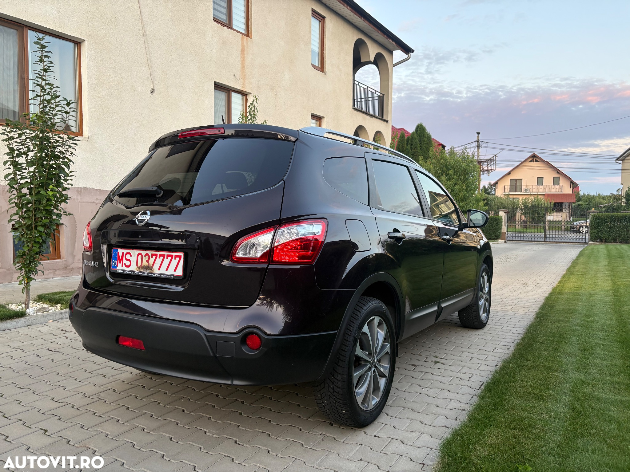 Nissan Qashqai+2 +2 2.0 "All Mode 4x4-i" Tekna - 12
