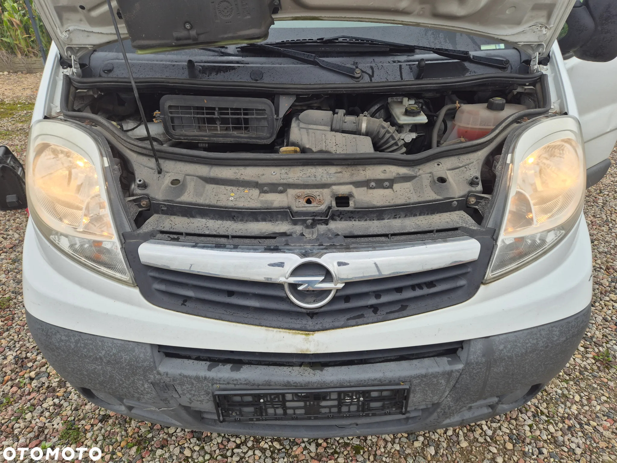 Opel Vivaro - 15