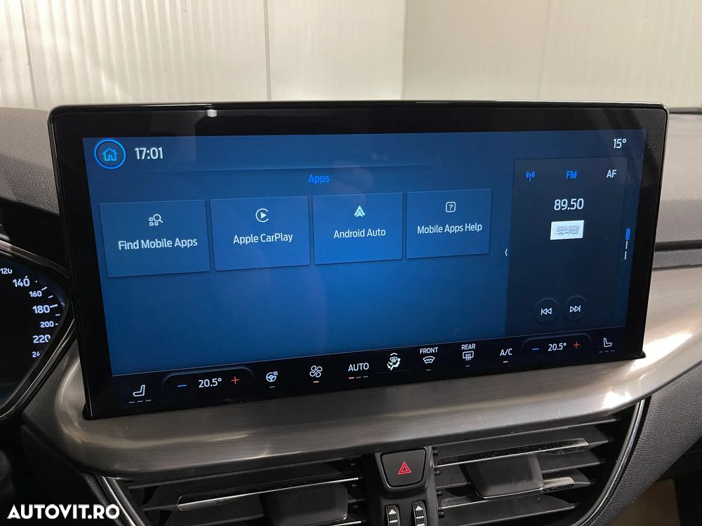 Ford Focus 1.0 EcoBoost Titanium - 18