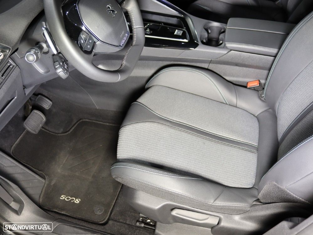 Peugeot 5008 1.5 BlueHDi Allure Pack EAT8 - 11