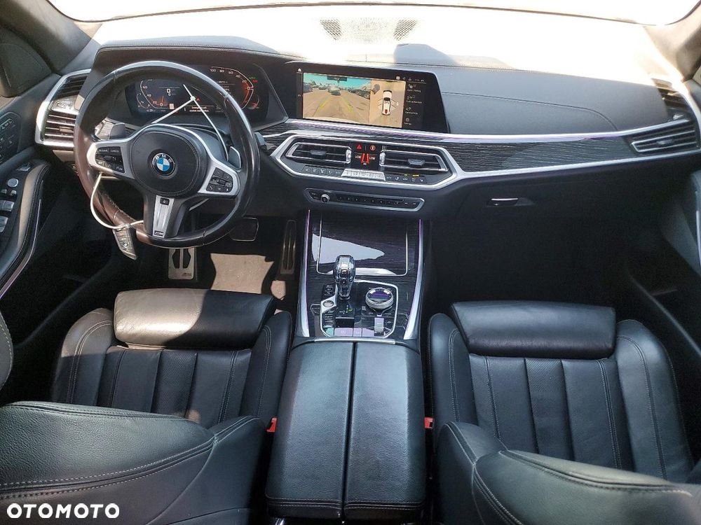 BMW X7 xDrive40i - 9