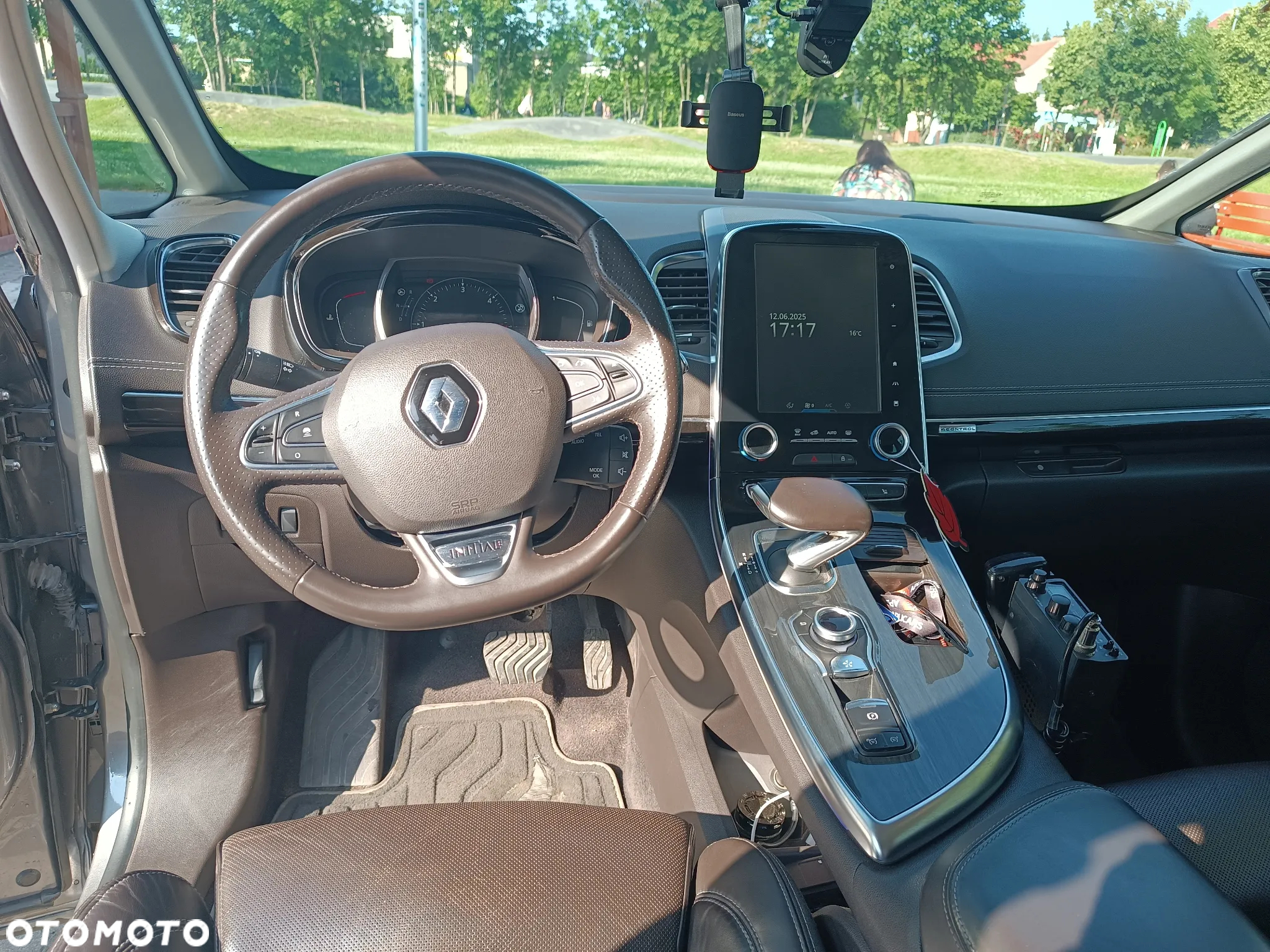Renault Espace 1.6 dCi Energy Initiale Paris EDC - 13