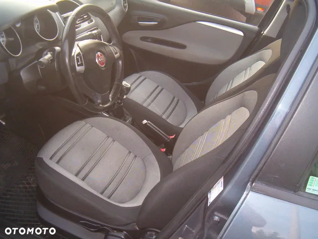 Fiat Punto Evo - 12