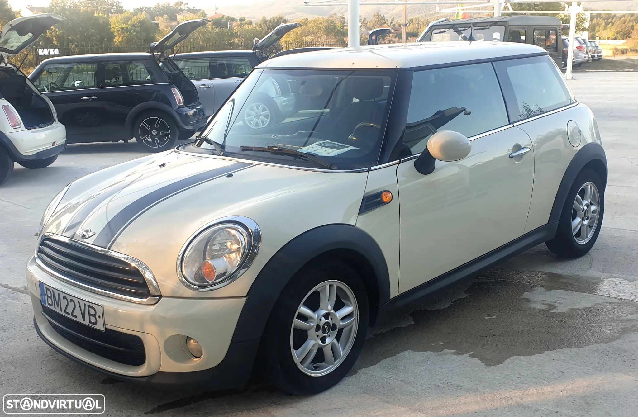 MINI 3 Portas One D - 1