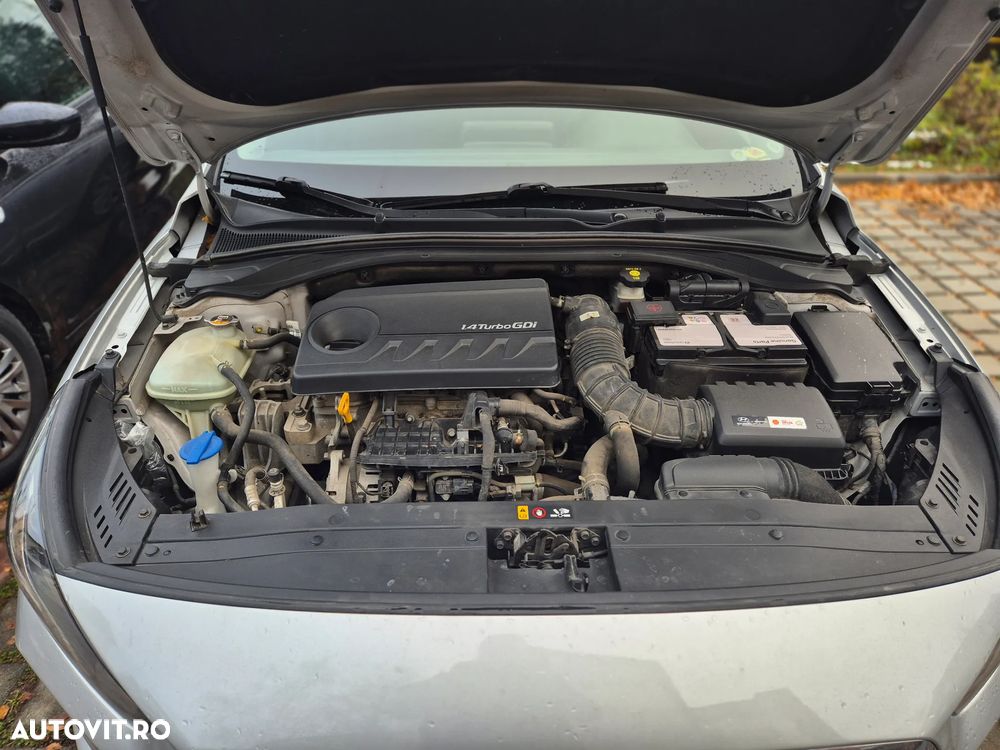 Hyundai i30 1.4 T-GDI 140CP 5DR 7DCT Exclusive+ - 8