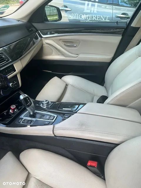 BMW Seria 5 520d Touring - 8