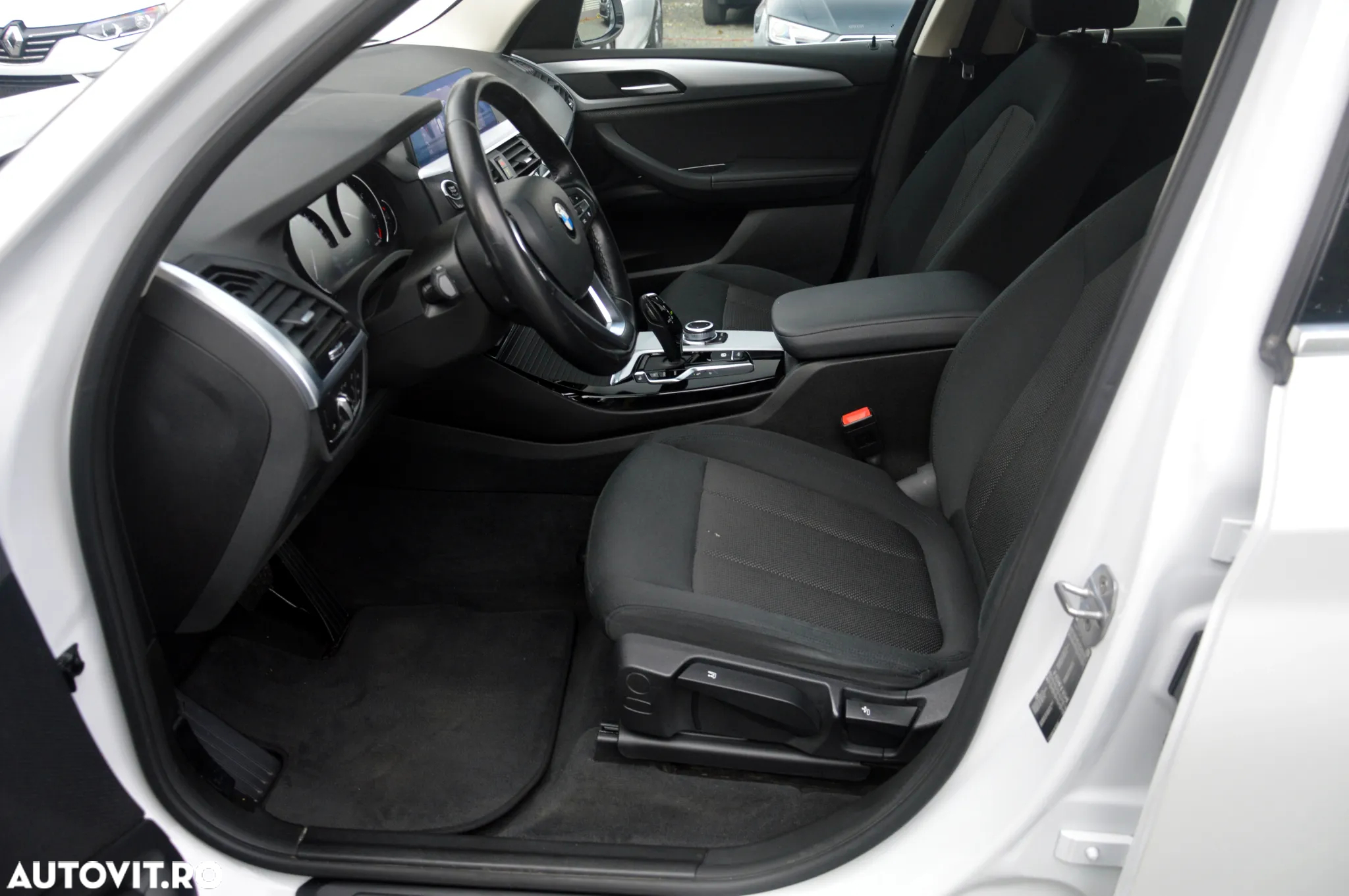 BMW X3 sDrive18d AT MHEV - 23