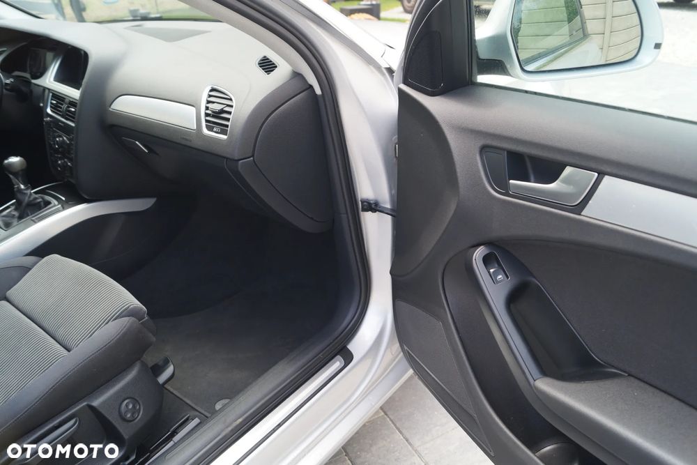 Audi A4 Avant 2.0 TDI DPF Ambition - 25