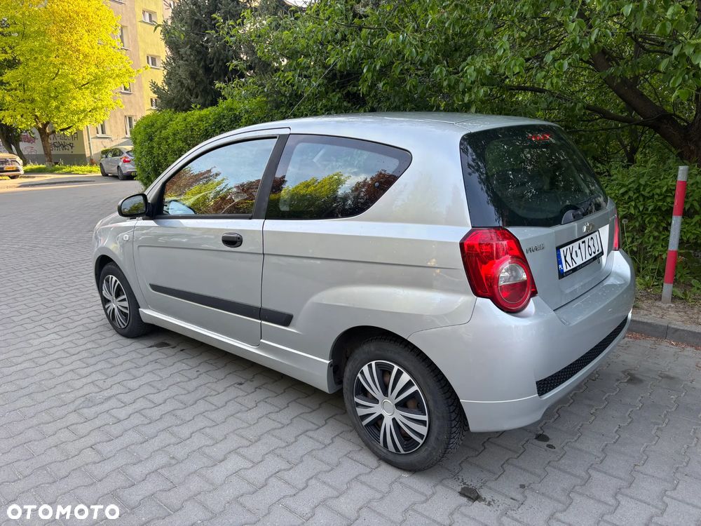Chevrolet Aveo 1.2 16V Base (air4) - 4