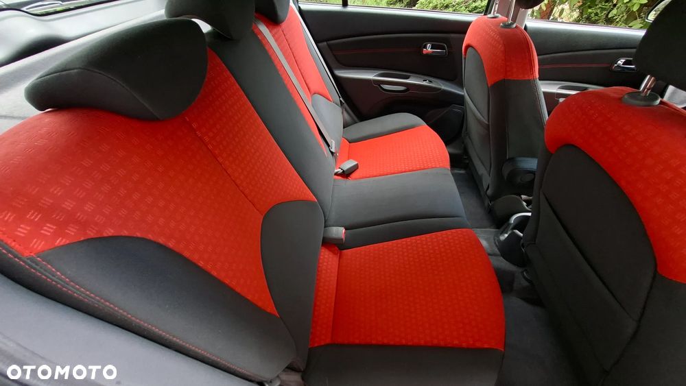 Kia Rio 1.6 Sport - 16