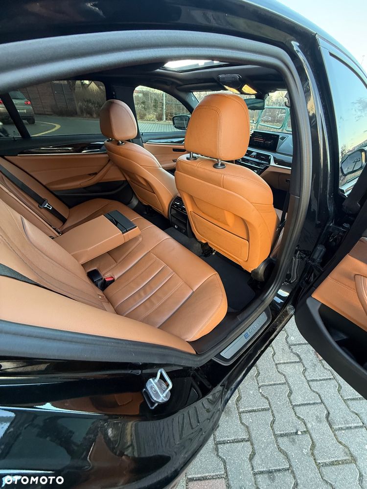 BMW Seria 5 530i mHEV sport - 12