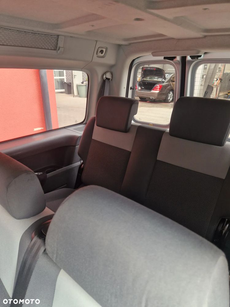 Volkswagen Caddy Maxi Trendline BMT - 11