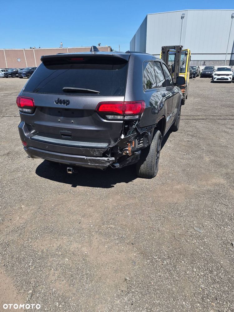 Jeep Grand Cherokee 3.6 V6 Laredo - 8