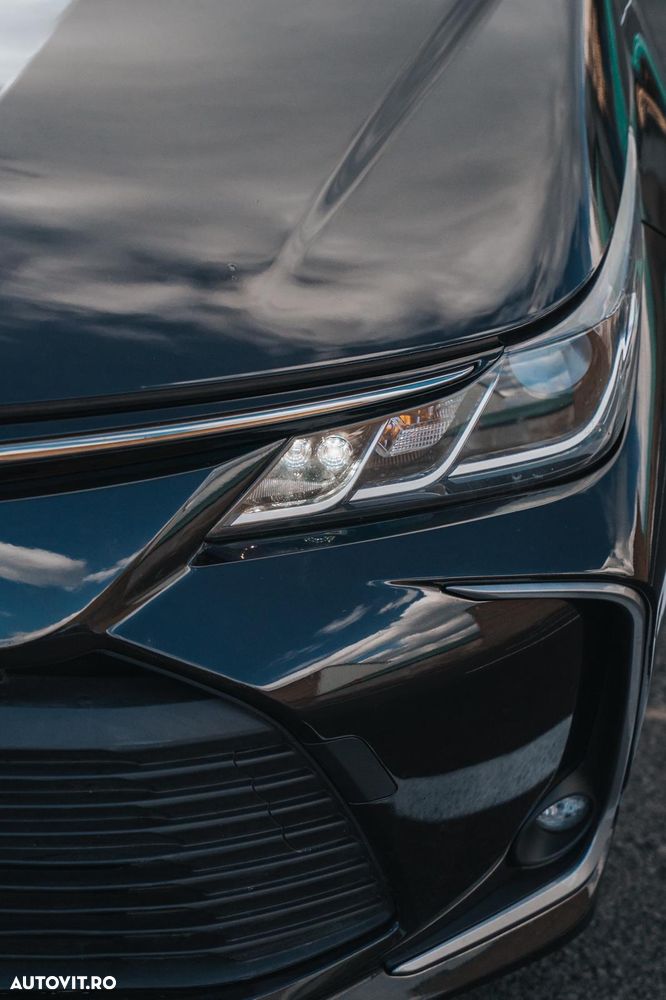 TOYOTA Corolla 2022 — imagine 13