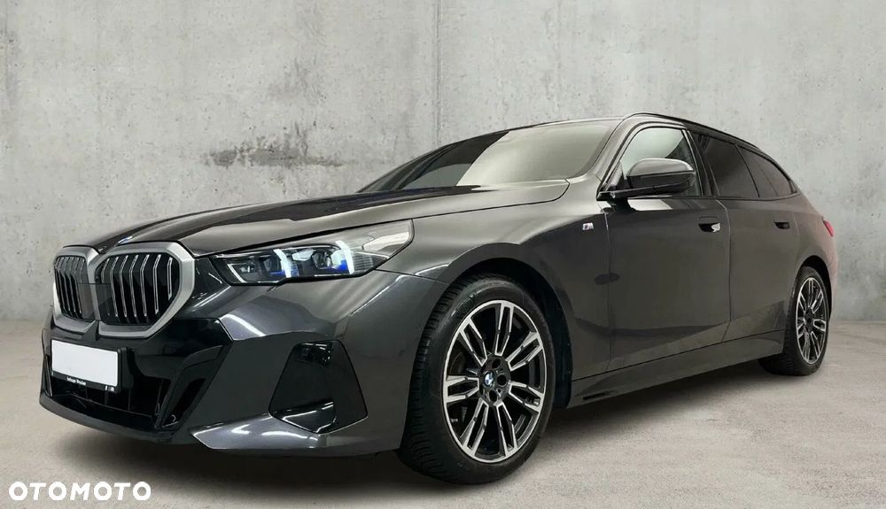 BMW Seria 5 520d xDrive mHEV - 1