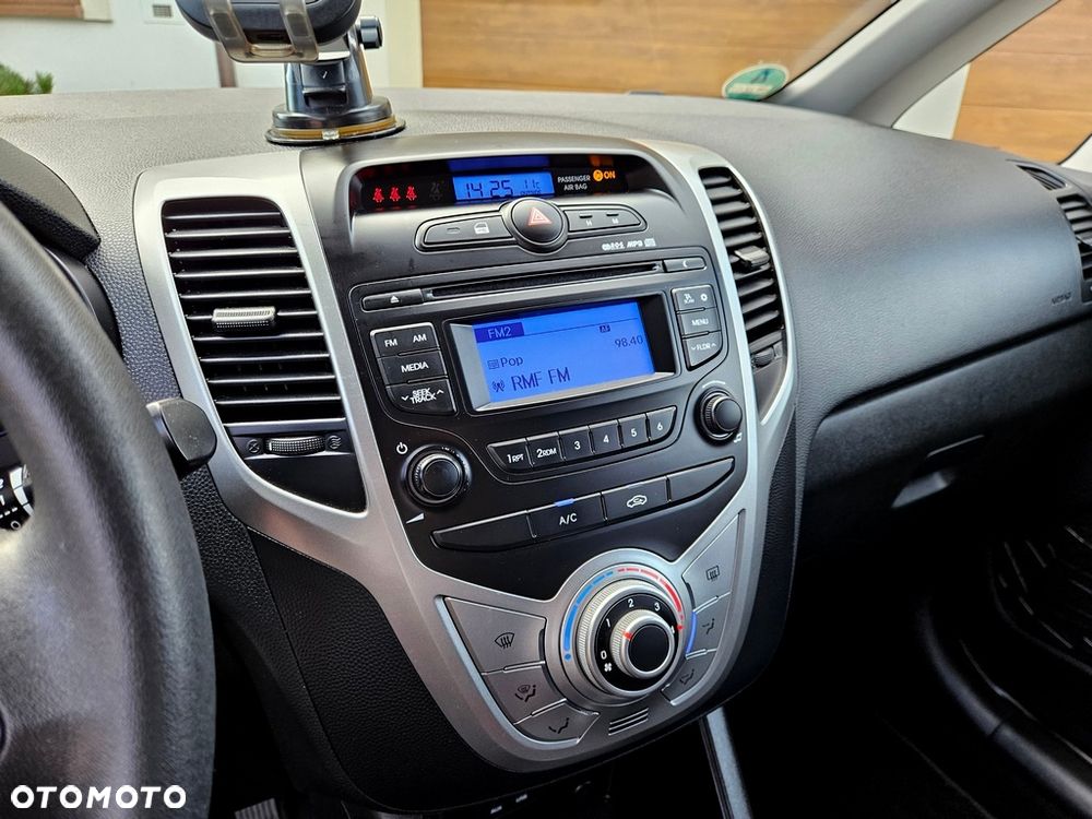 Hyundai ix20 - 22