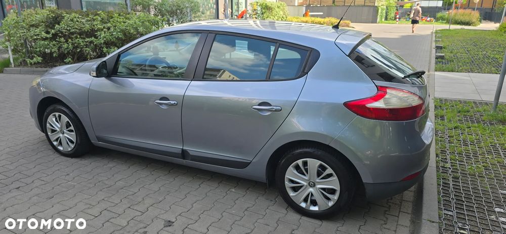 Renault Megane 1.6 16V Authentique - 6