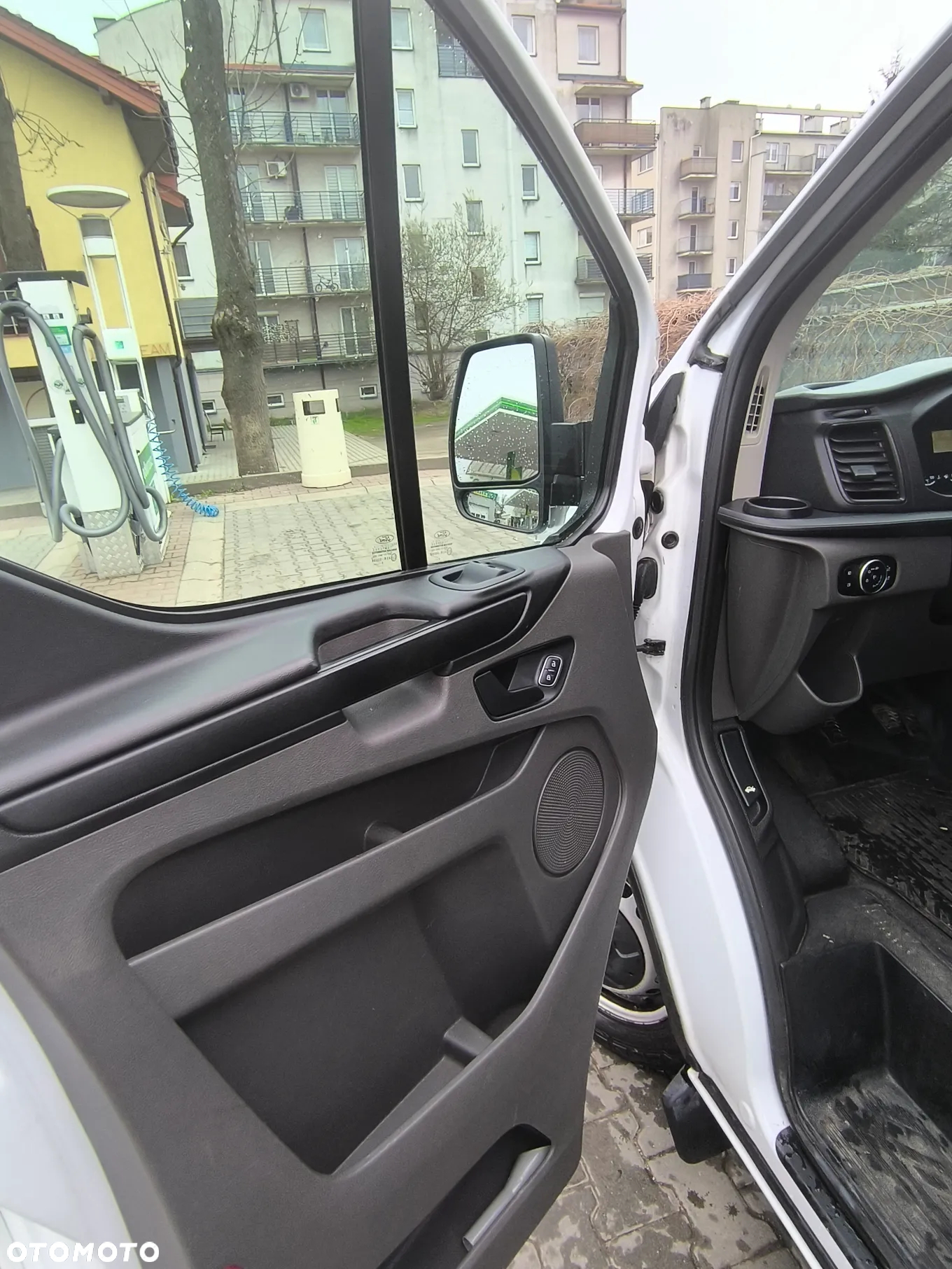 Ford Transit Custom - 10