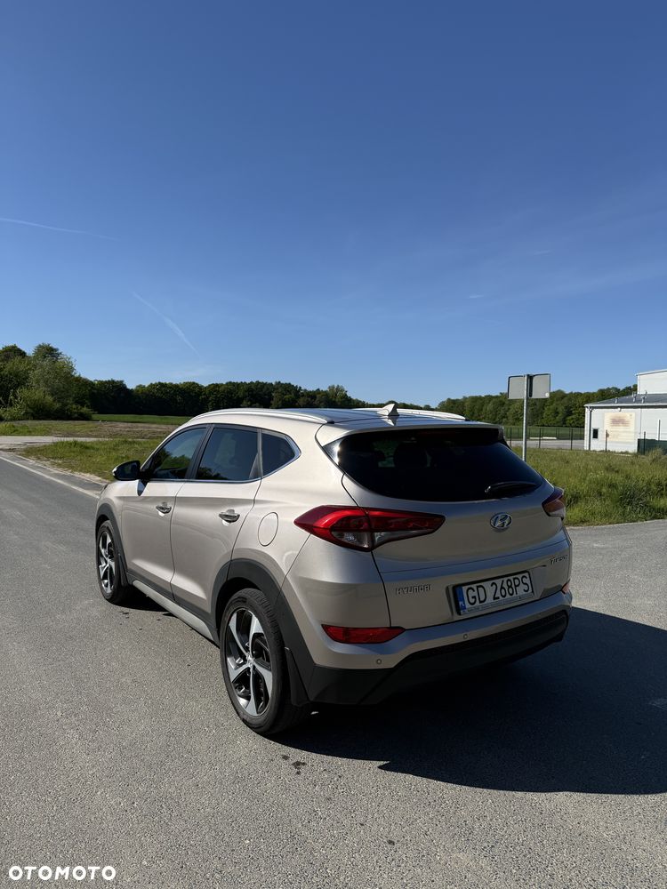 Hyundai Tucson 1.7 CRDI BlueDrive Style 2WD DCT - 9