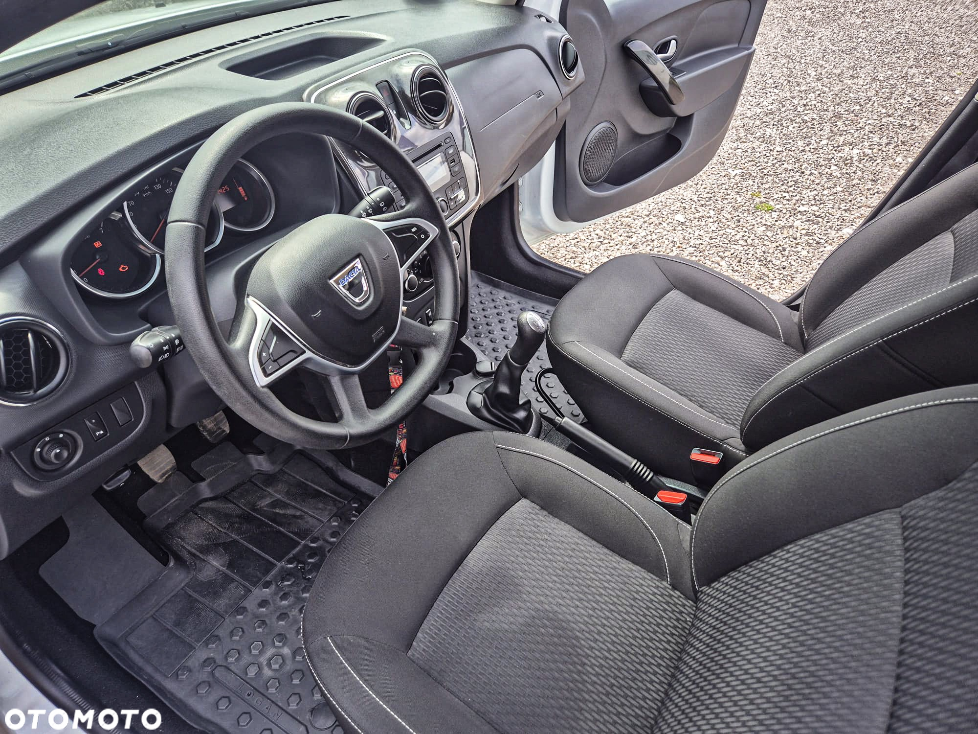 Dacia Logan MCV 1.2 16V Laureate - 16