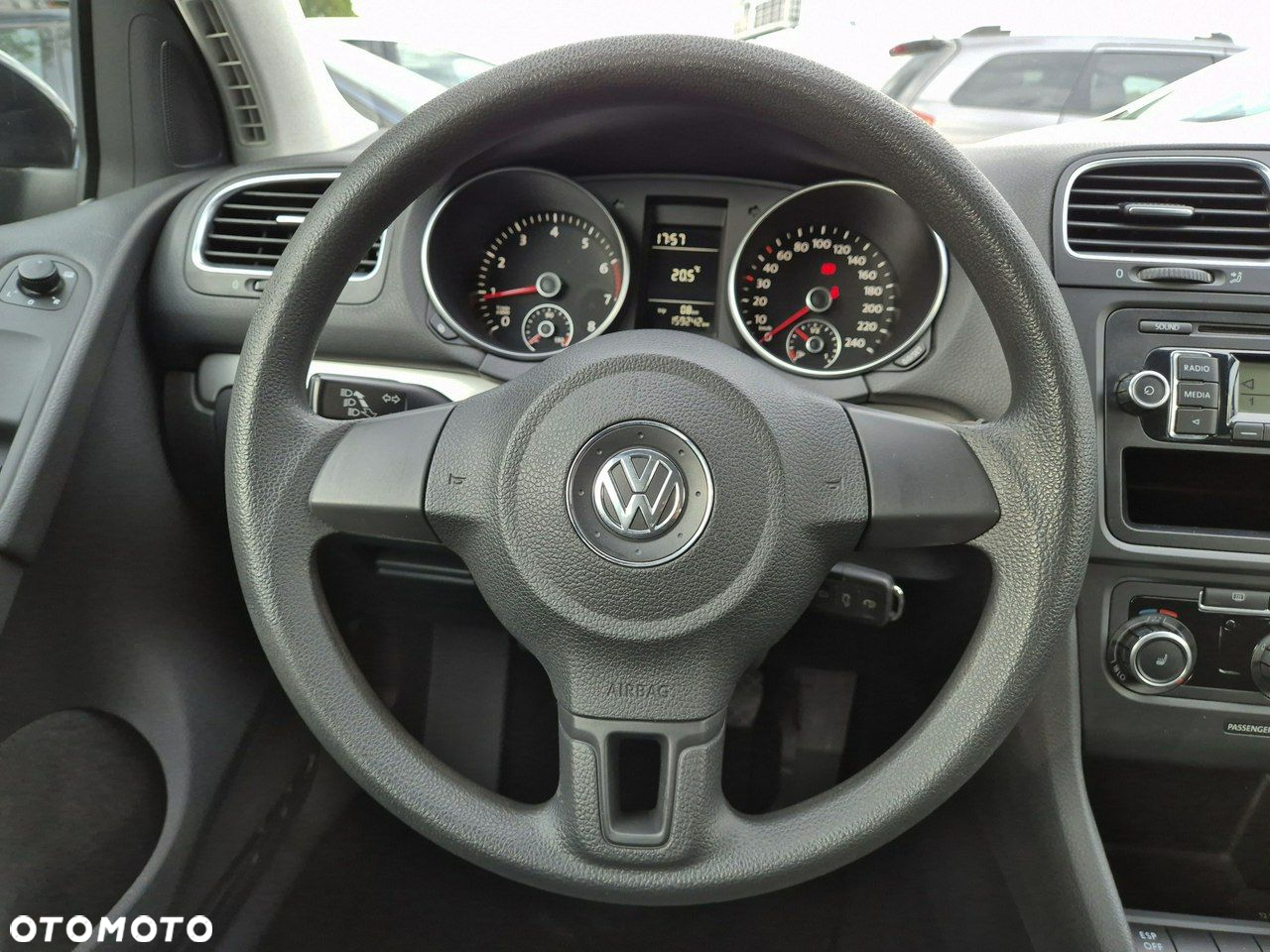 Volkswagen Golf 1.4 Comfortline - 27