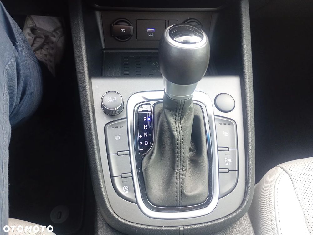 Hyundai Kona 1.6 T-GDI Executive DCT - 30