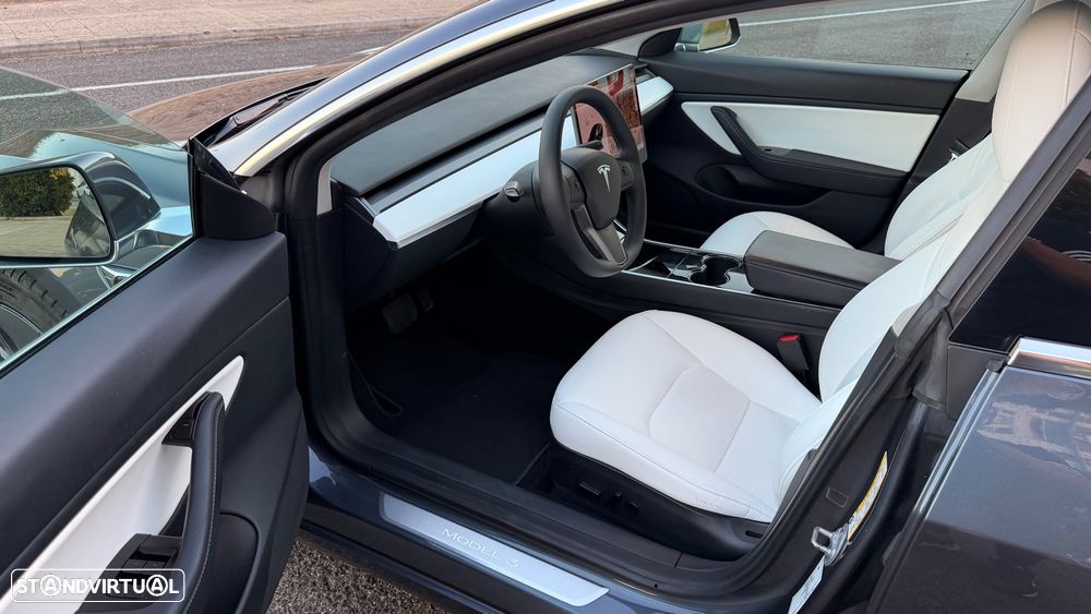 Tesla Model 3 Standard Range Plus RWD - 14