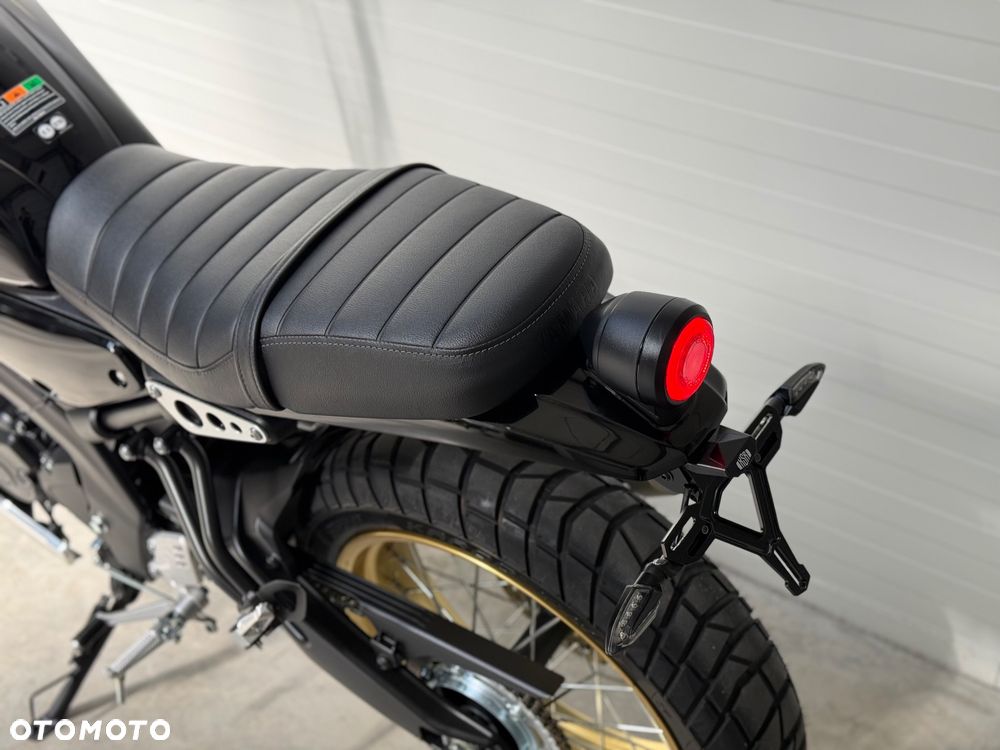 Yamaha XSR - 34