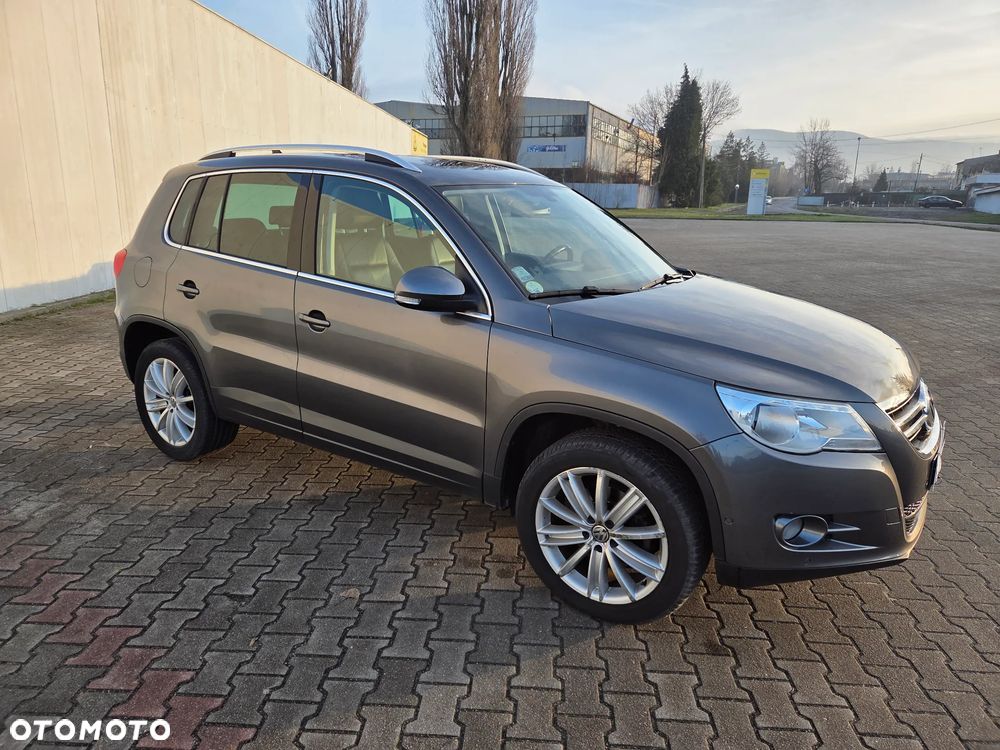 Volkswagen Tiguan 2.0 TDI DPF 4Motion DSG Exclusive - 4