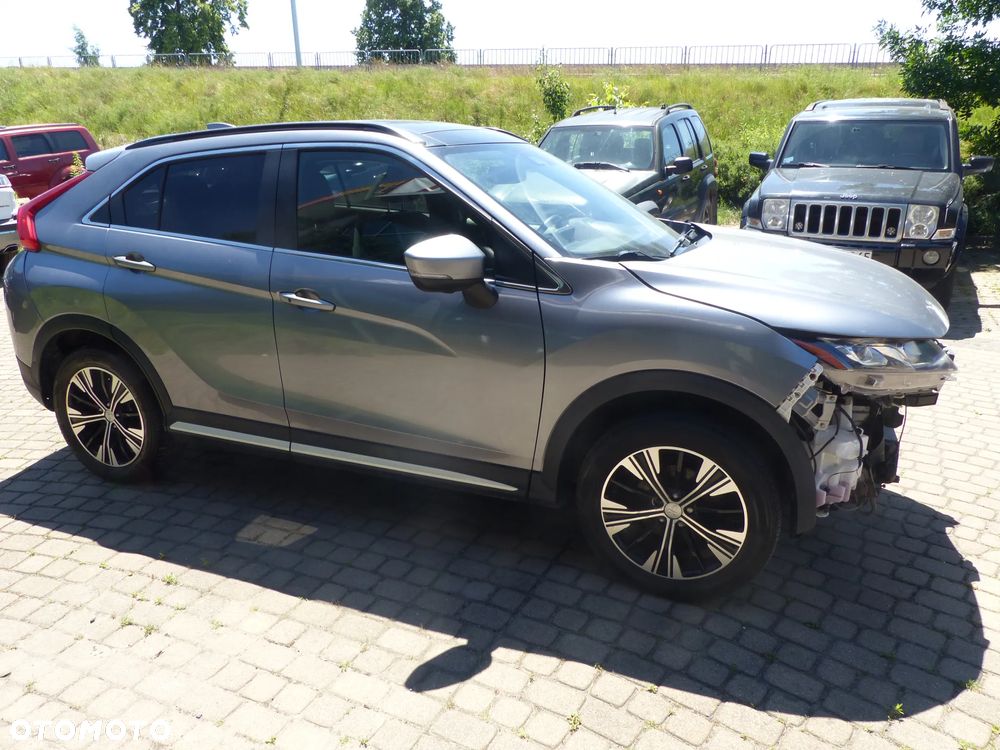 Mitsubishi Eclipse Cross 1.5 T-MIVEC ClearTec CVT 4WD Diamant Edition Plus - 2