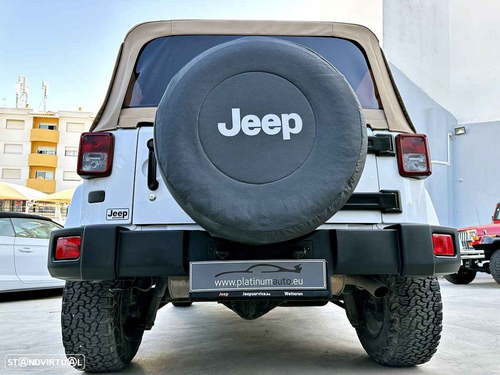 Jeep Wrangler Unlimited - 60