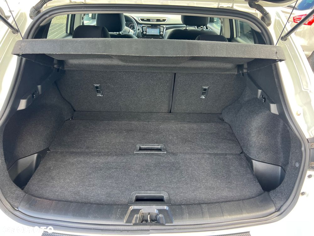 Nissan Qashqai 1.6 dCi Tekna - 8