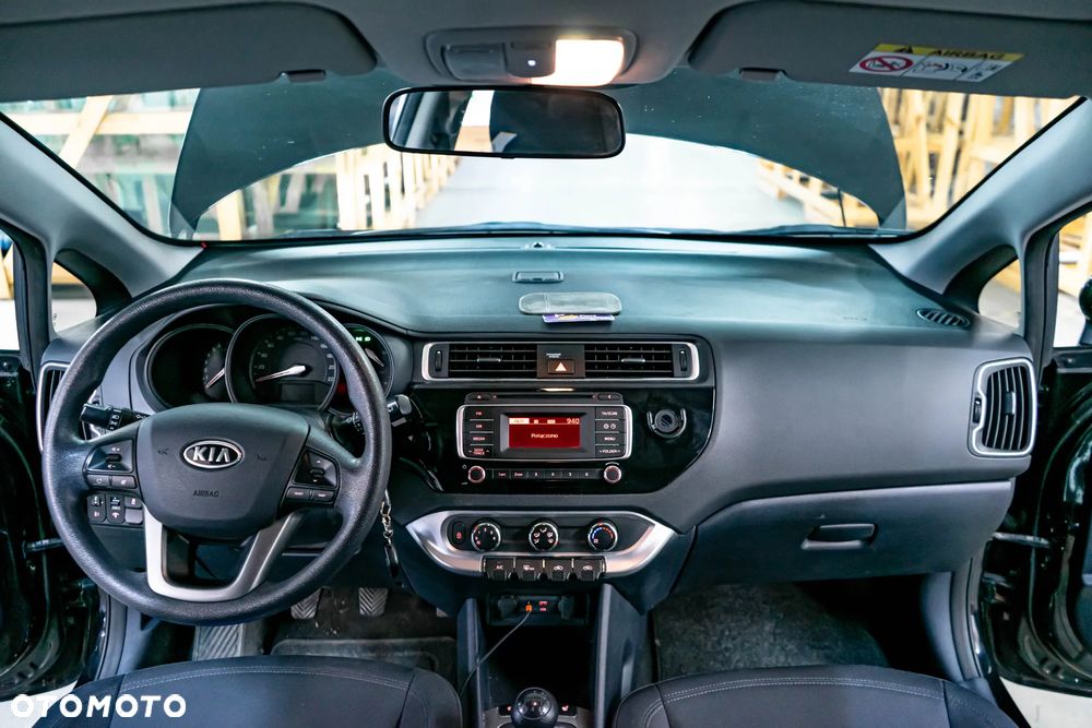 Kia Rio - 18