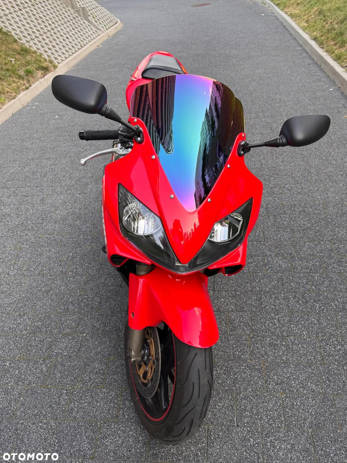 Honda CBR - 8