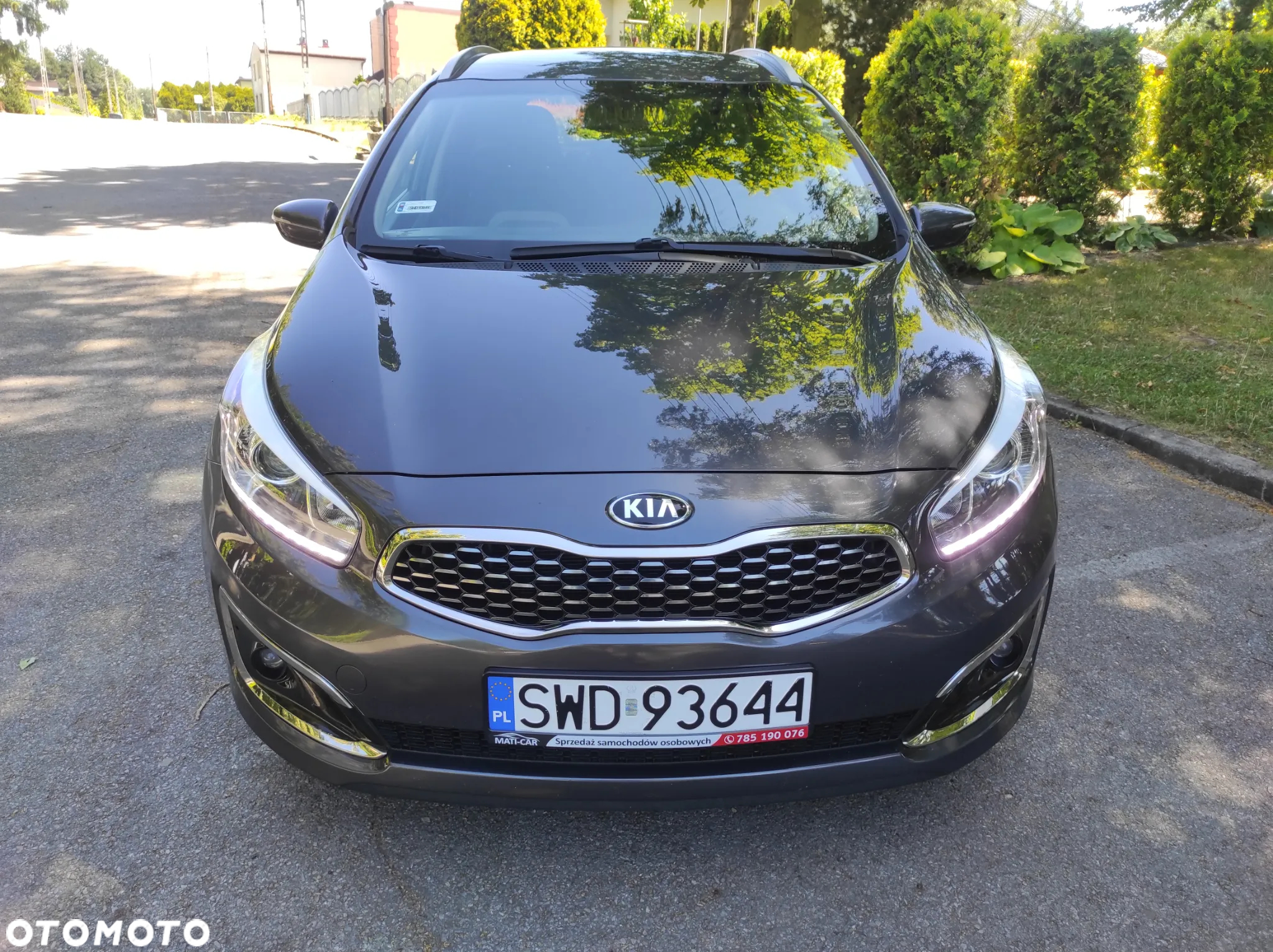 Kia Ceed 1.6 GDI Platinum Edition - 2