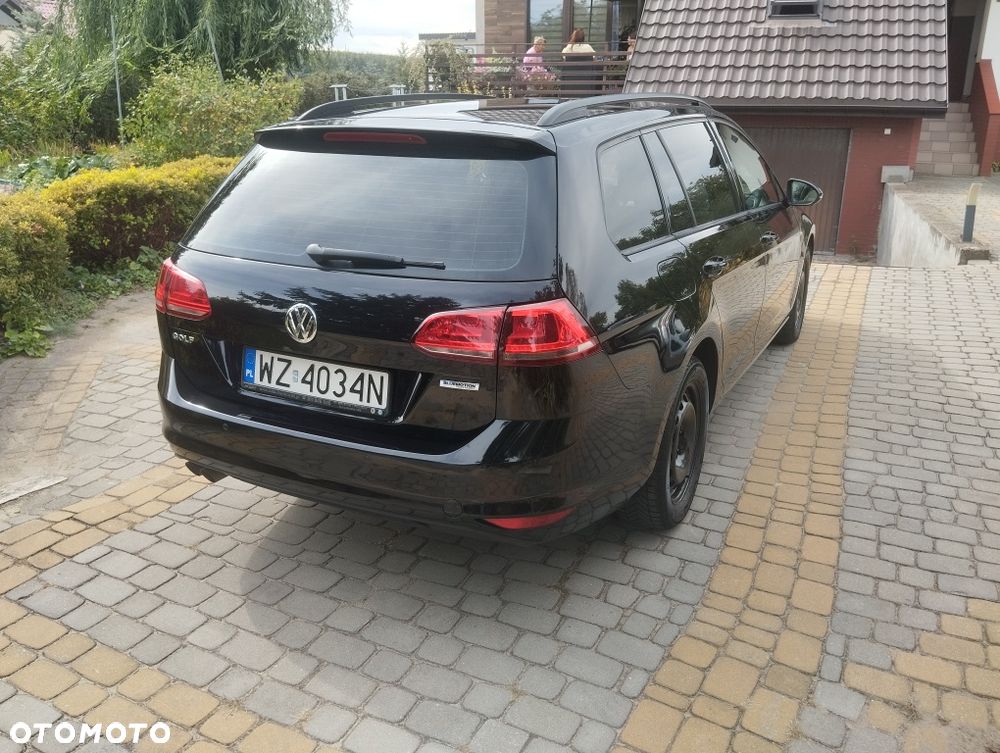 Volkswagen Golf - 6