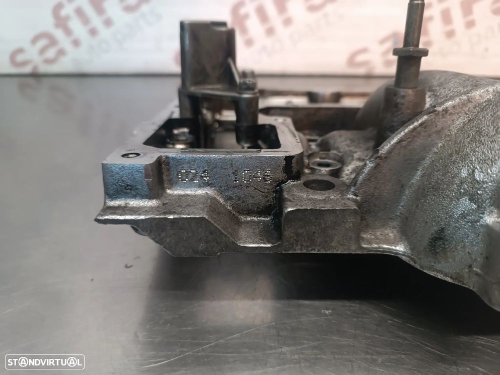 COLETOR / COLECTOR DE ADMISSÃO / TAMPA VALVULAS PEUGEOT 607 / 807 / CITROEN C5 2.2HDI 4HX REF: 9631365310E - 4