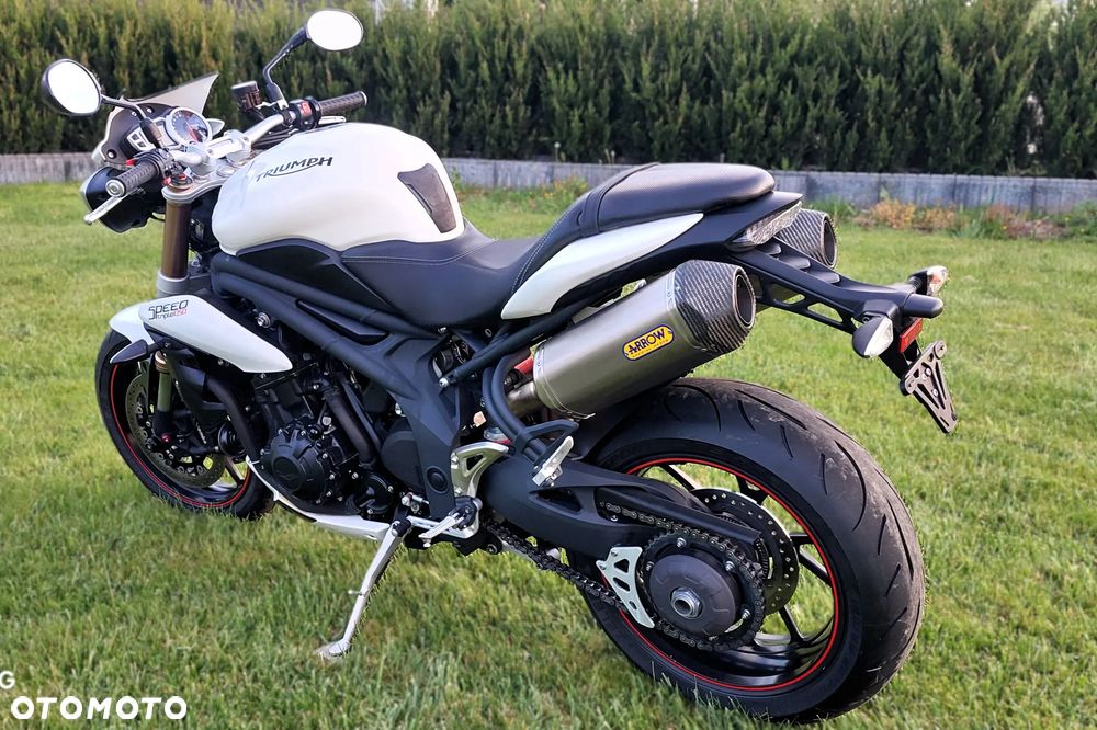 Triumph Speed Triple - 3