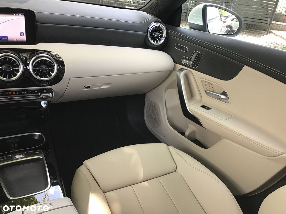 Mercedes-Benz CLA 250 4Matic 8G-DCT Edition AMG Line - 22