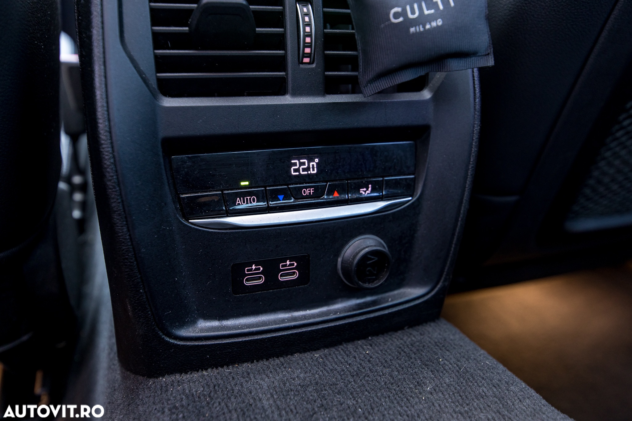 BMW Seria 3 320i AT - 29