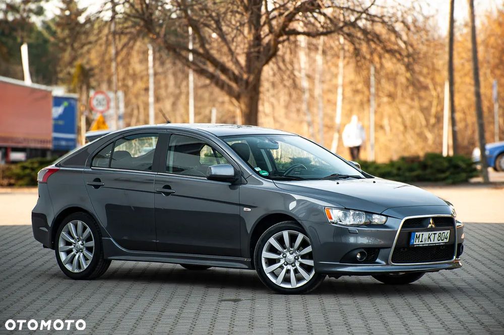 Mitsubishi Lancer 1.8 CVT Intense - 15