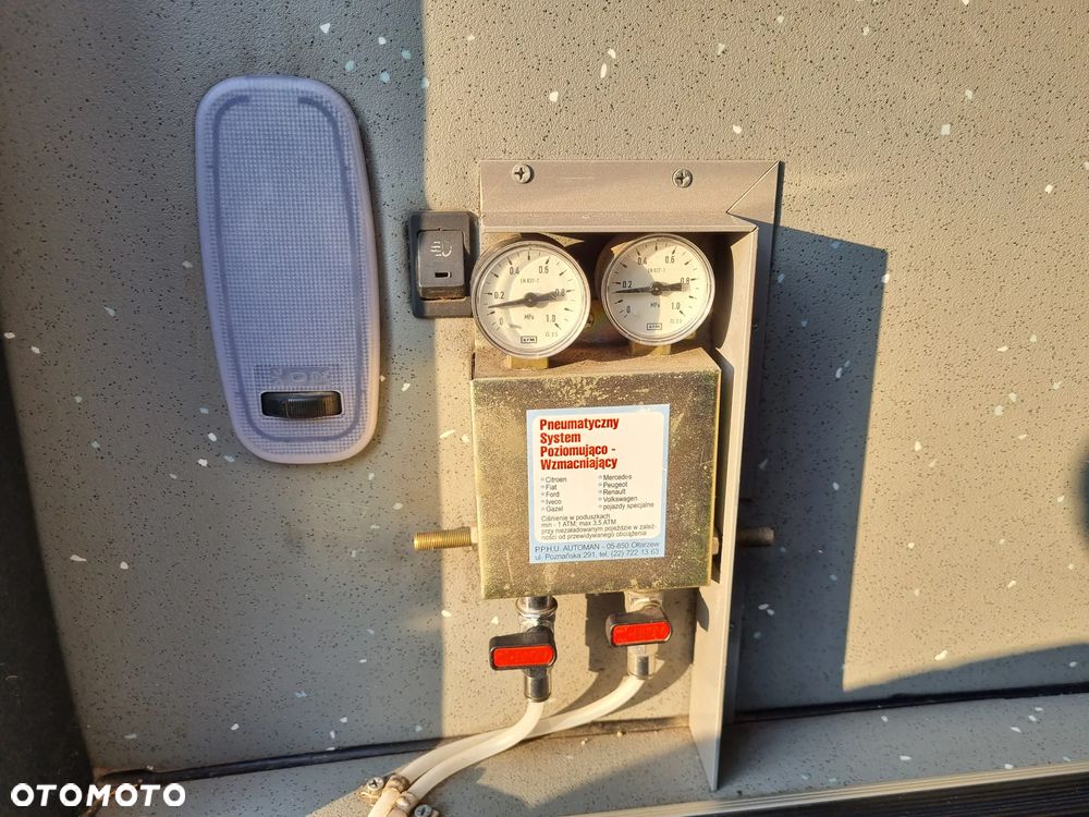 Mercedes-Benz Sprinter - 17