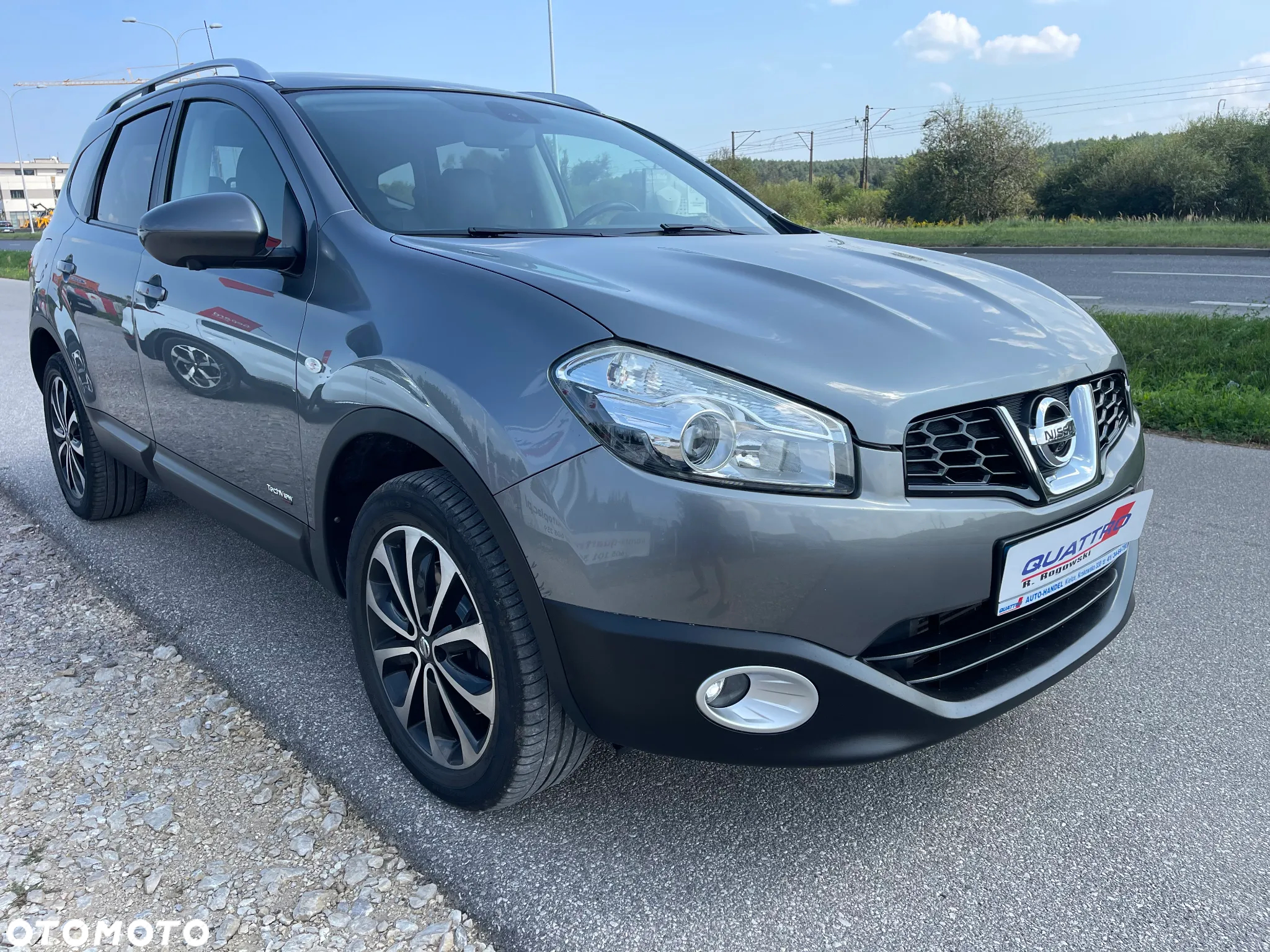 Nissan Qashqai+2 - 4