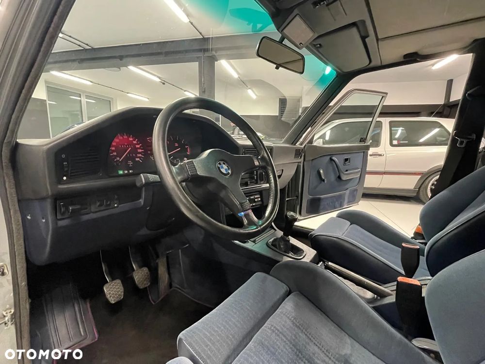 BMW Seria 5 M535 i - 33