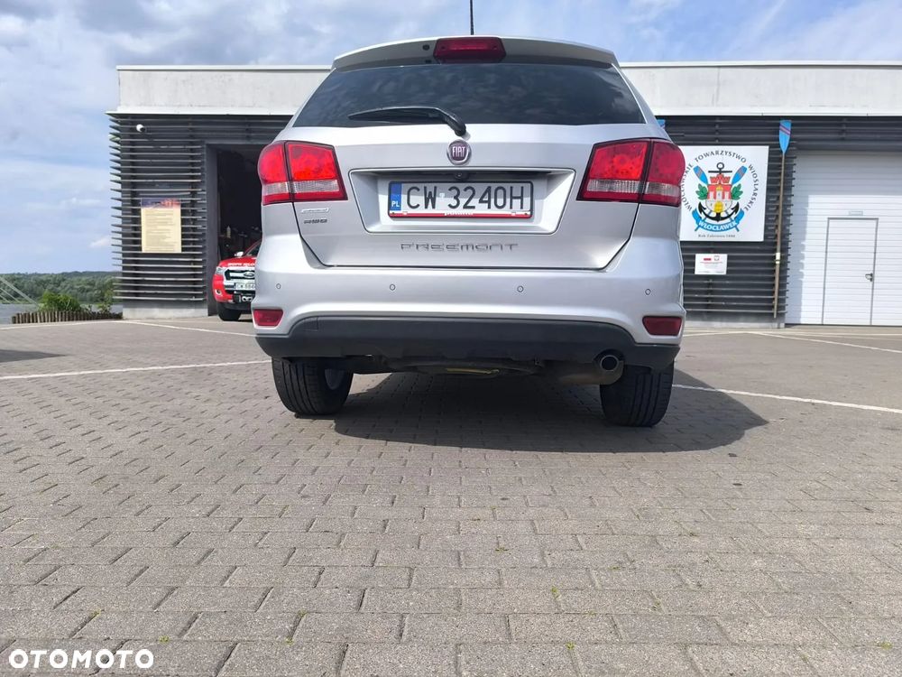 Fiat Freemont 2.0 Multijet Black Code AWD - 3