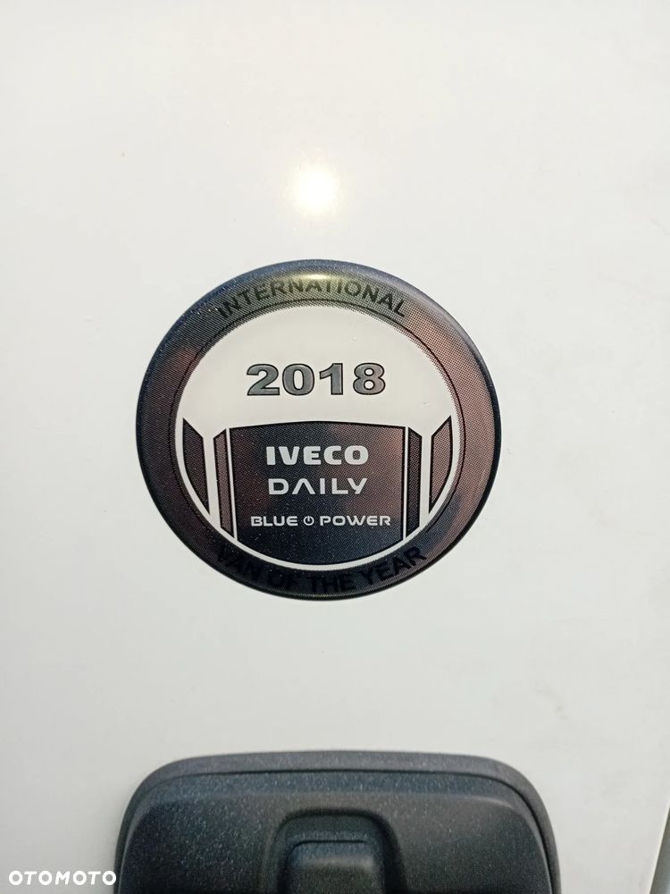 Iveco DAYLY - 12