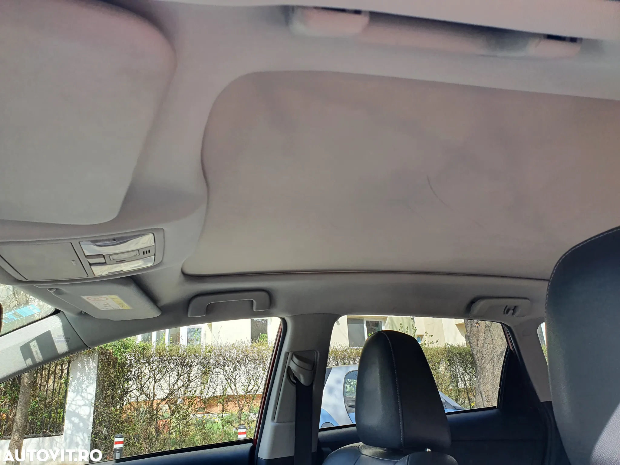 Toyota Auris 1.8 L VVT-i Hybrid Sol + - 21