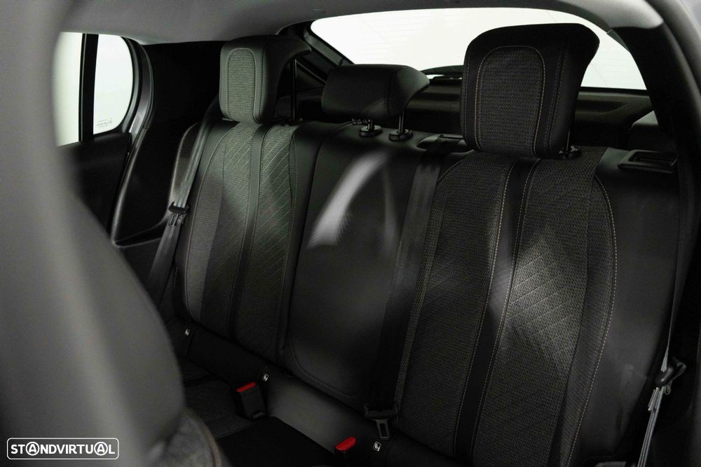 Peugeot 208 1.2 PureTech Allure - 10