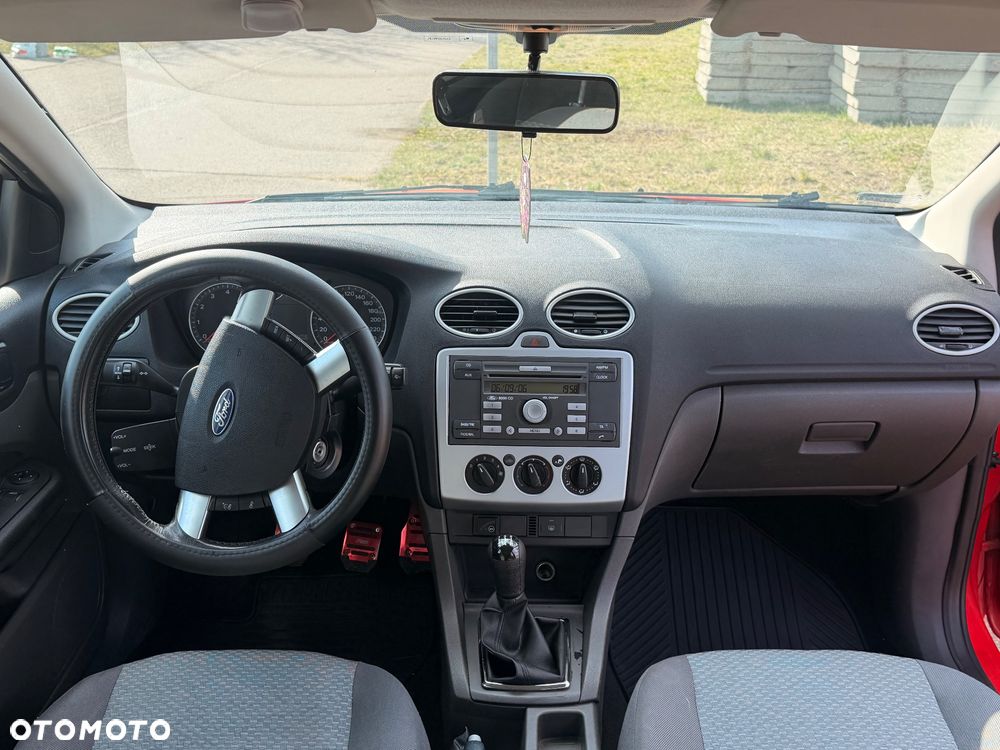 Ford Focus 1.6 Ambiente - 7